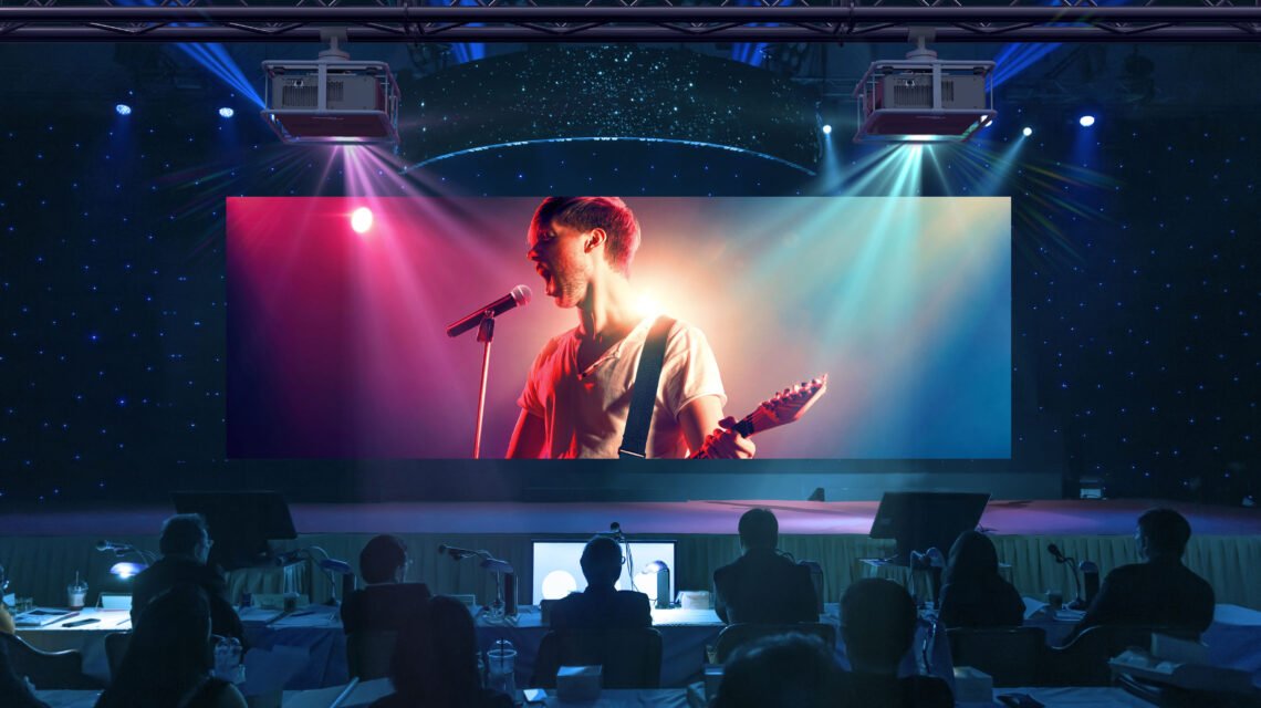 a fan of captivating performances plutoscreen